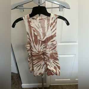 SO Cream Tie Dye Sleevless V Neck Tank Top Size Small NWOT